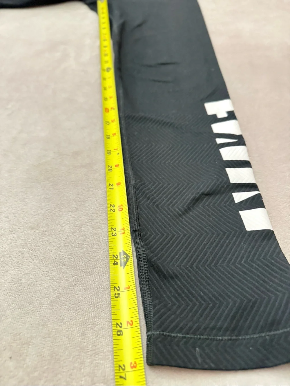 Nike Pro Dri-FIT Black Chevron Pattern Graphic Leggings Women's Size Small S